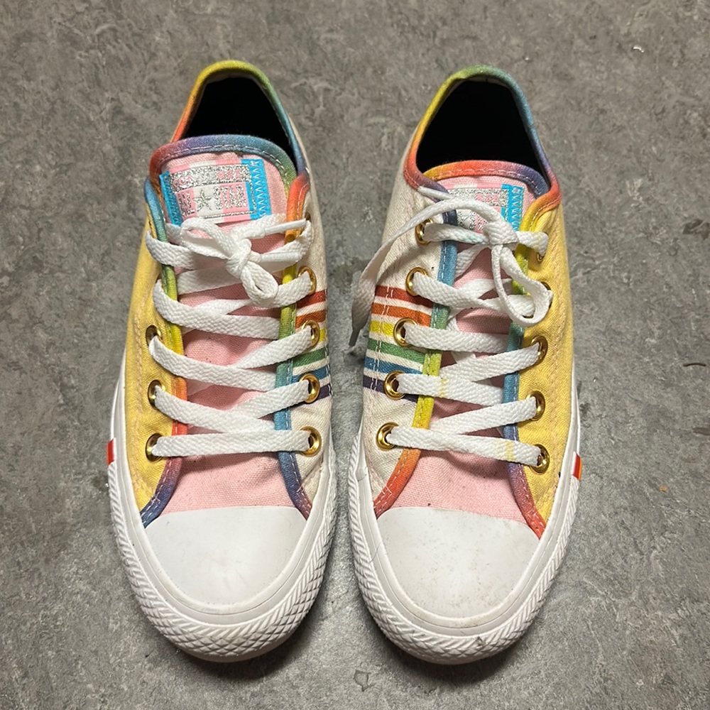 Custom converse 🌈 sneaker